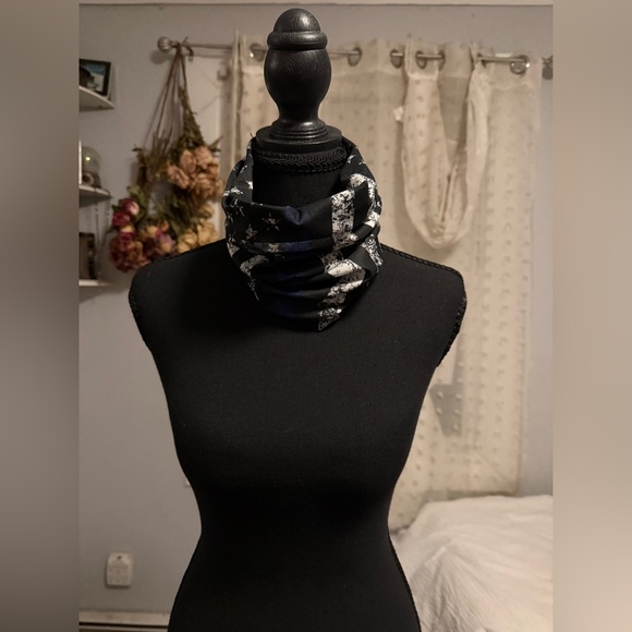 Black and White Flag Scarf with Blue Stripe - Picture 2 of 2